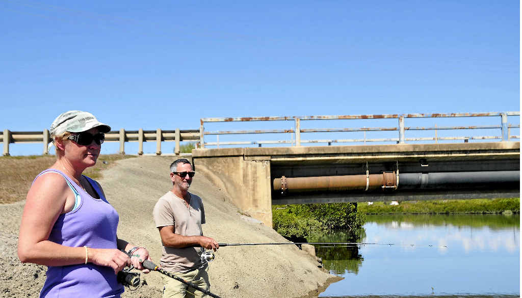 Tanya Wright-Ramsay and Dan Ramsay fishing in Gladstone. Tanya Wright-Ramsay and Dan Ramsay fishing in Gladstone.